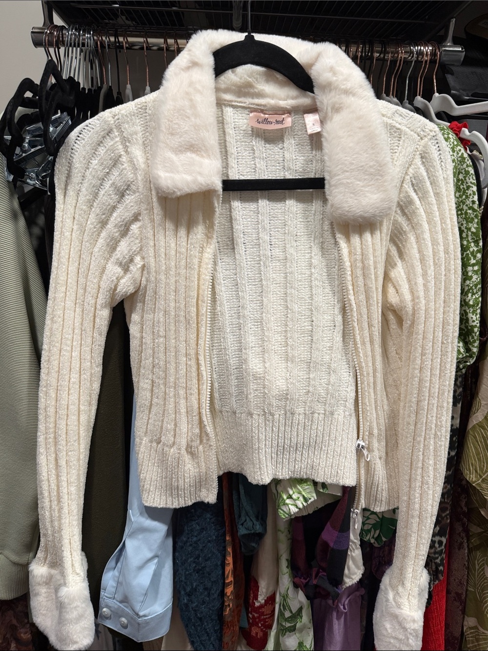 Cropped zip sweater with faux fur collar and cuffs